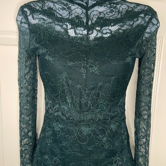 Bebe Green Lace Long Sleeve Top and Skirt Size XXS New - Picture 2 of 8